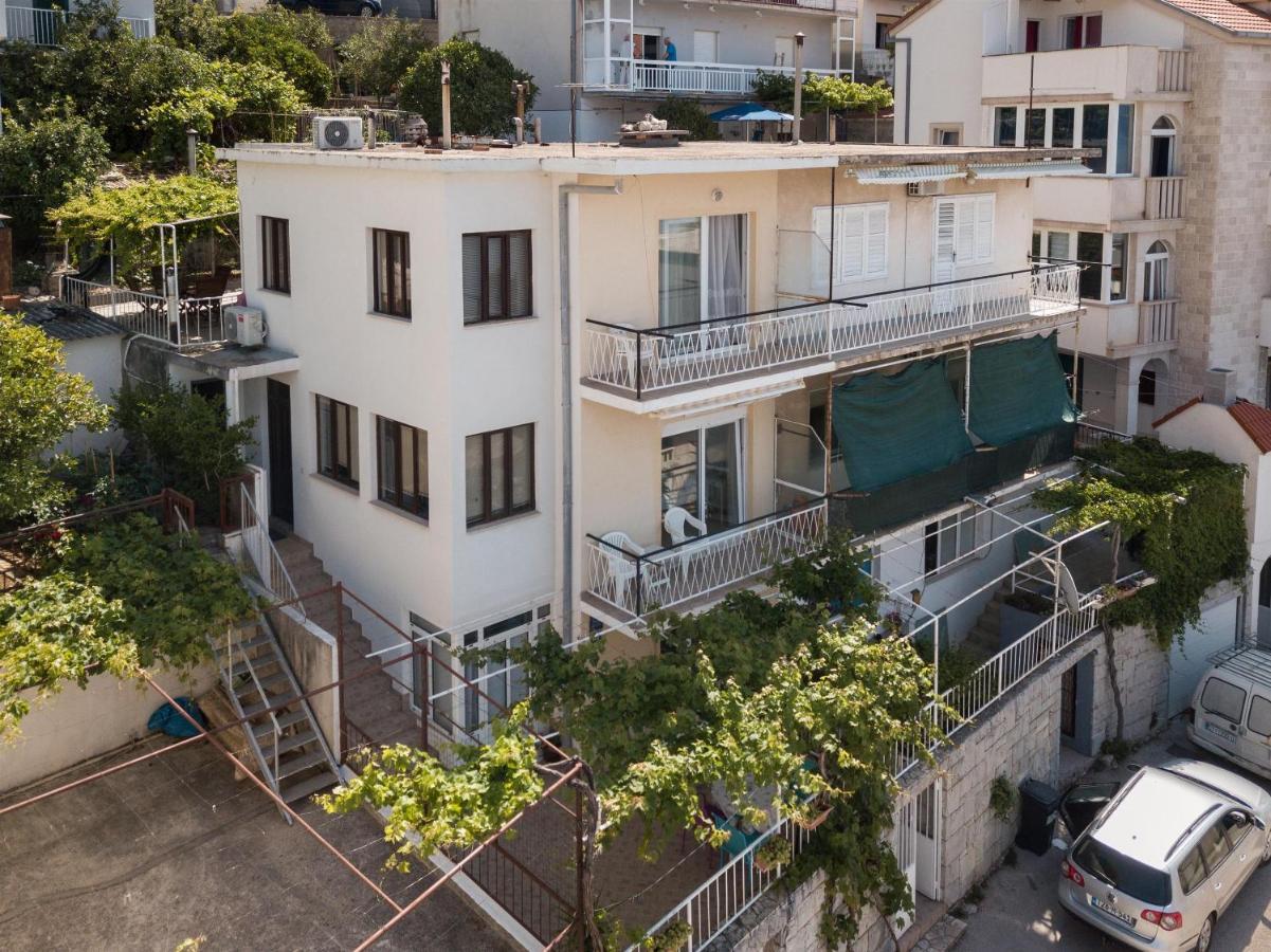 Apartments Antonija 오미스 외부 사진