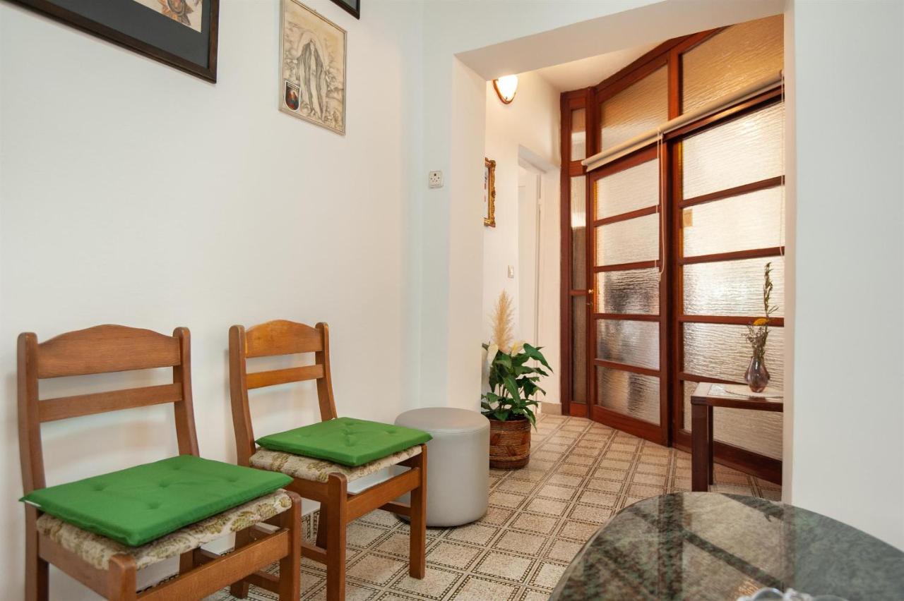 Apartments Antonija 오미스 외부 사진